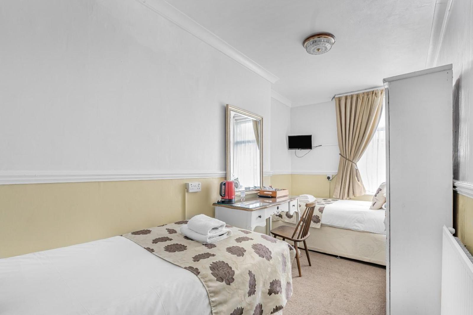 Summerlands Guest House Torquay Exterior photo